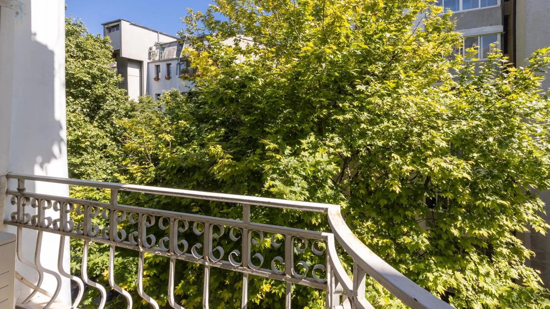 Central Oasis Apartment With 2 Bedrooms Varna